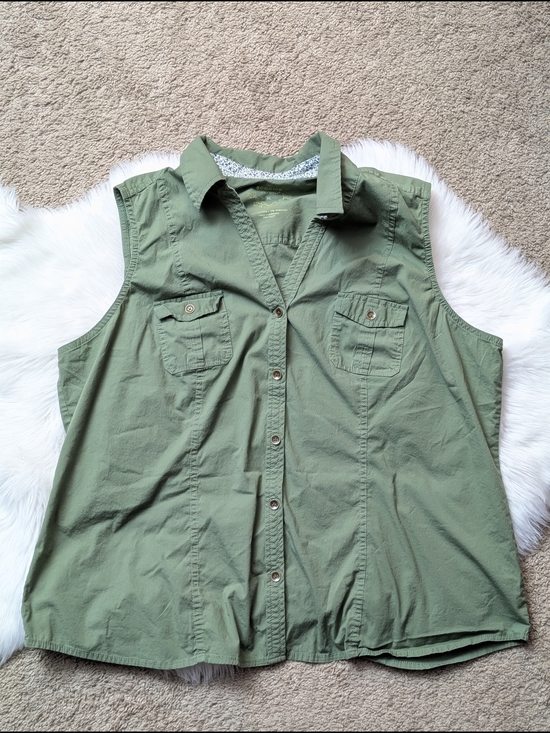 Sonoma Tops - Sonoma Army Green Sleeveless  Button Down Utility Top Size XL